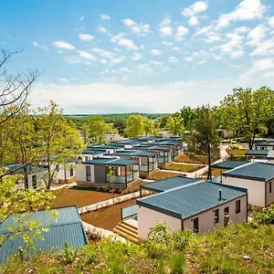 Ferienpark Eurocamp Mobile Homes At Fkk Nudist Solaris, Tar-Vabriga